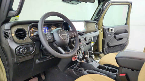 2026 Jeep Gladiator Sport