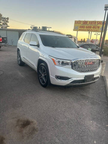 2017 GMC Acadia Denali