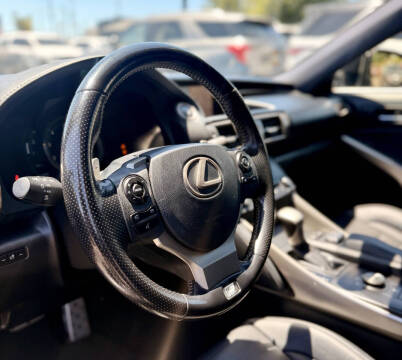 2016 Lexus IS 200t