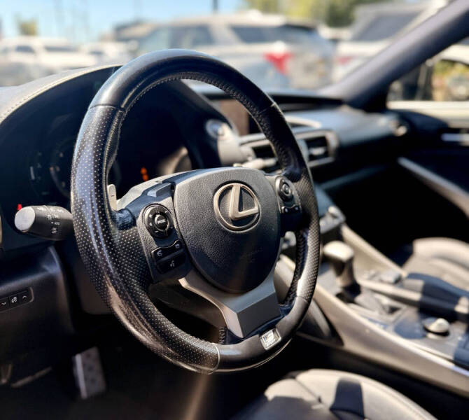 2016 Lexus IS 200t