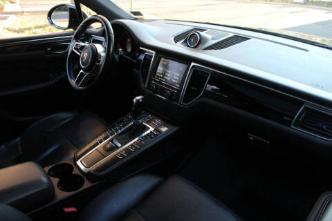 2016 Porsche Macan S