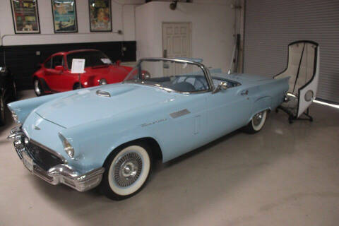 1957 Ford Thunderbird