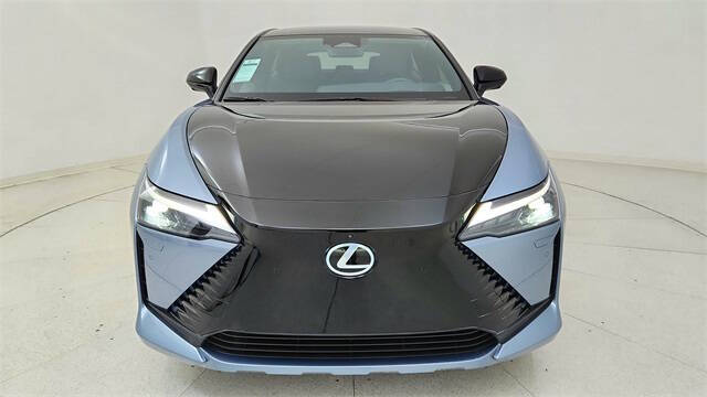2023 Lexus RZ 450e Luxury