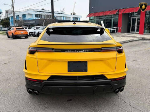 2024 Lamborghini Urus Performante