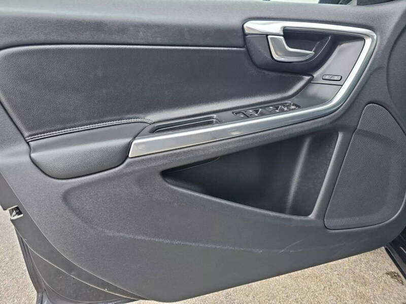 2015 Volvo V60 T5 Premier Plus