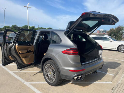 2017 Porsche Cayenne S