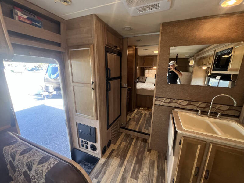 2015 Coachmen RV Freelander