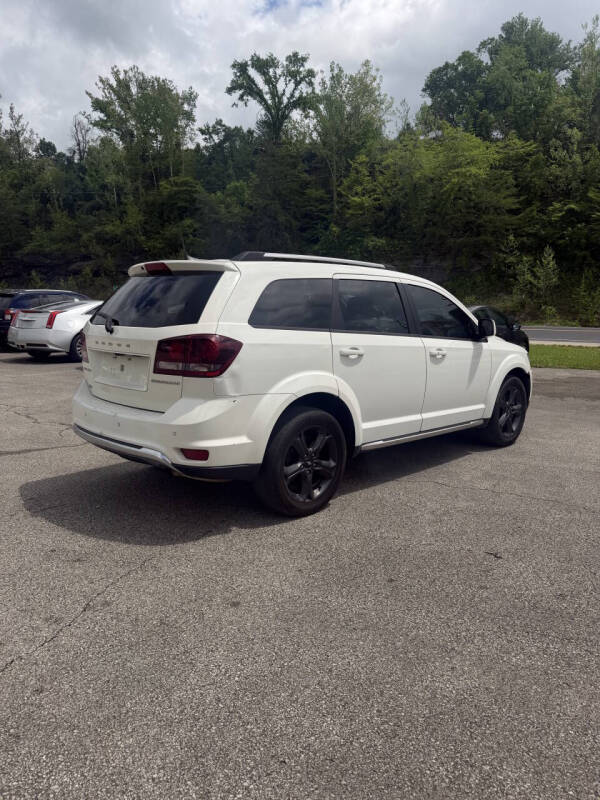 2020 Dodge Journey Crossroad