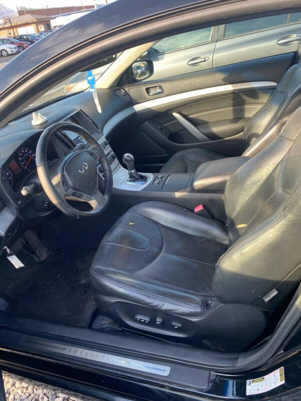 2009 Infiniti G37 Coupe x