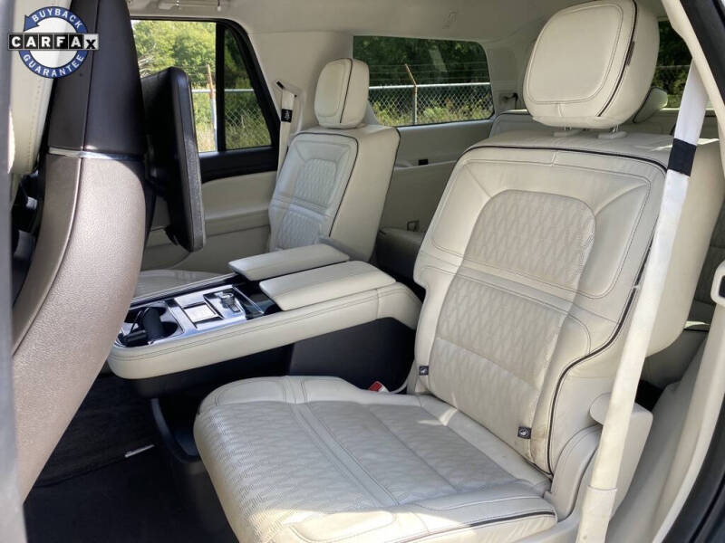 2021 Lincoln Navigator Black Label