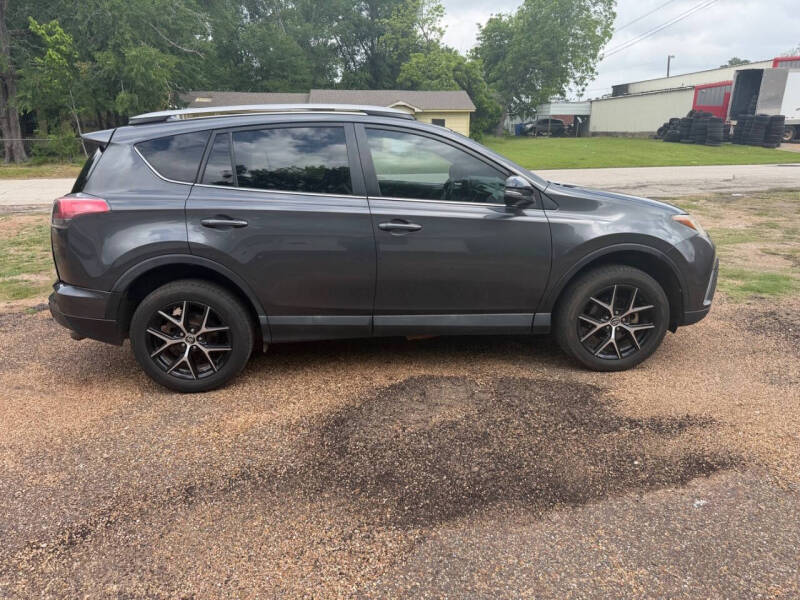 2018 Toyota RAV4 SE