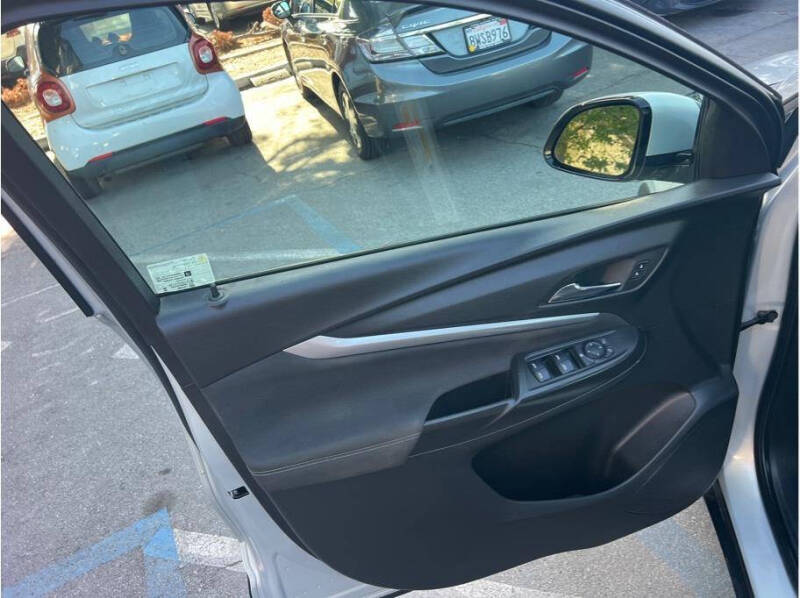 2023 Chevrolet Bolt EUV LT