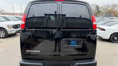 2020 Chevrolet Express LS 3500