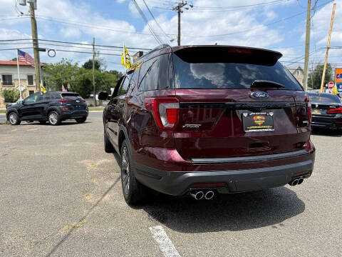 2018 Ford Explorer Sport