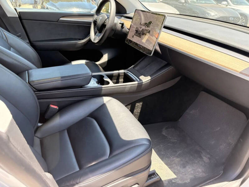2023 Tesla Model Y Long Range