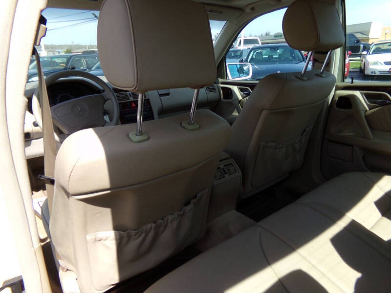 1999 Mercedes-Benz E-Class E 320