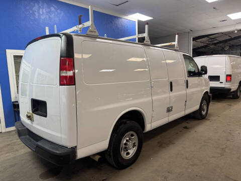 2018 Chevrolet Express 2500