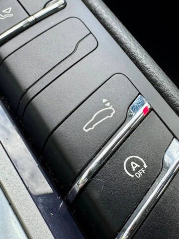 2012 Porsche Panamera 4