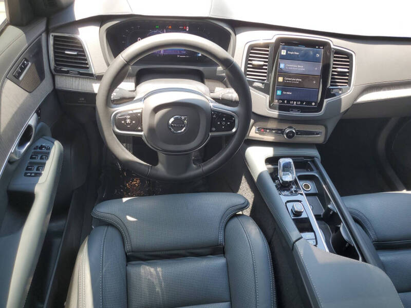 2024 Volvo XC90 B6 Ultimate Bright Theme 7P