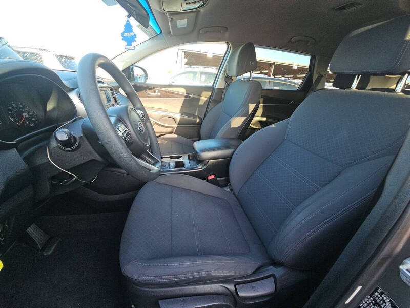 2017 Kia Sorento LX