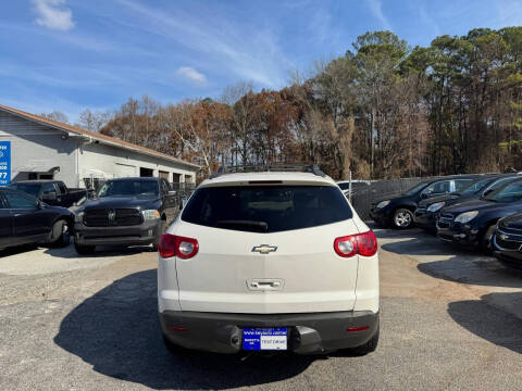 2011 Chevrolet Traverse LT