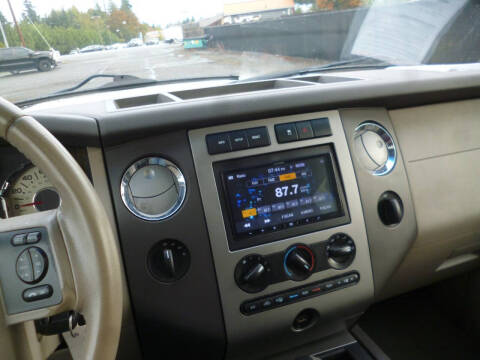 2011 Ford Expedition XLT