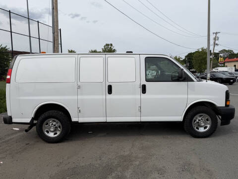 2017 Chevrolet Express 2500