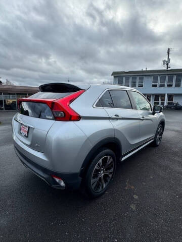 2020 Mitsubishi Eclipse Cross SE