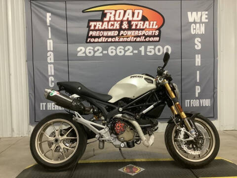 2009 Ducati Monster 1100 S