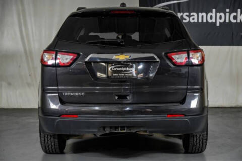 2017 Chevrolet Traverse LS