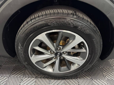 2020 Kia Sorento LX V6