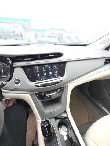 2023 Cadillac XT5 Premium Luxury