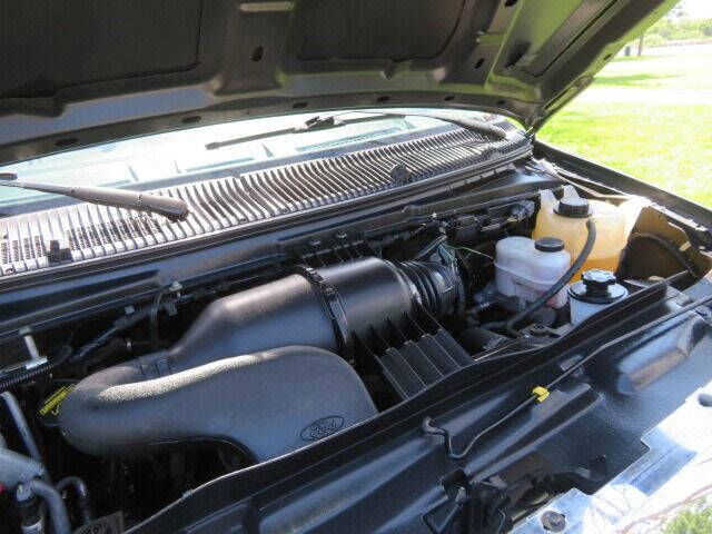 2011 Ford E-Series E-350 SD XLT