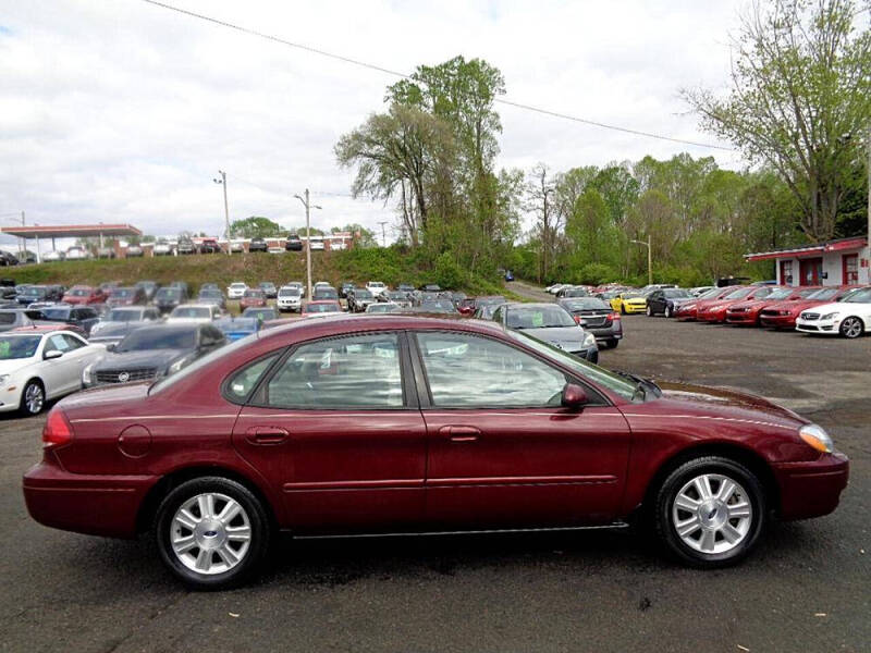 2005 Ford Taurus SEL