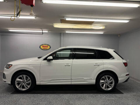 2023 Audi Q7 quattro Premium Plus 55 TFSI