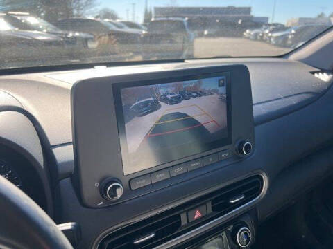 2022 Hyundai Kona SEL