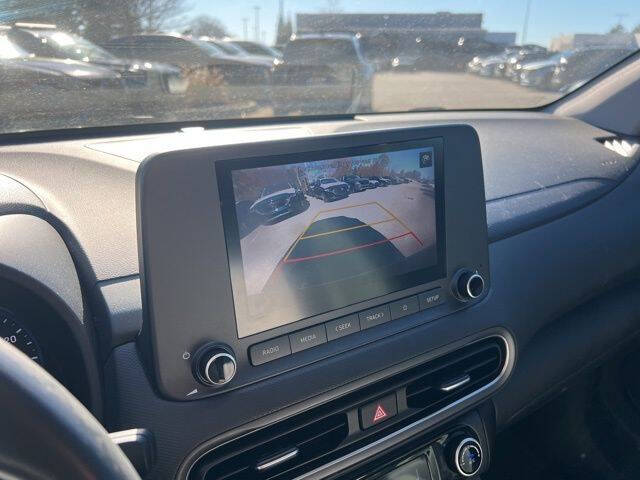 2022 Hyundai Kona SEL