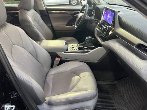 2023 Toyota Highlander Hybrid Limited