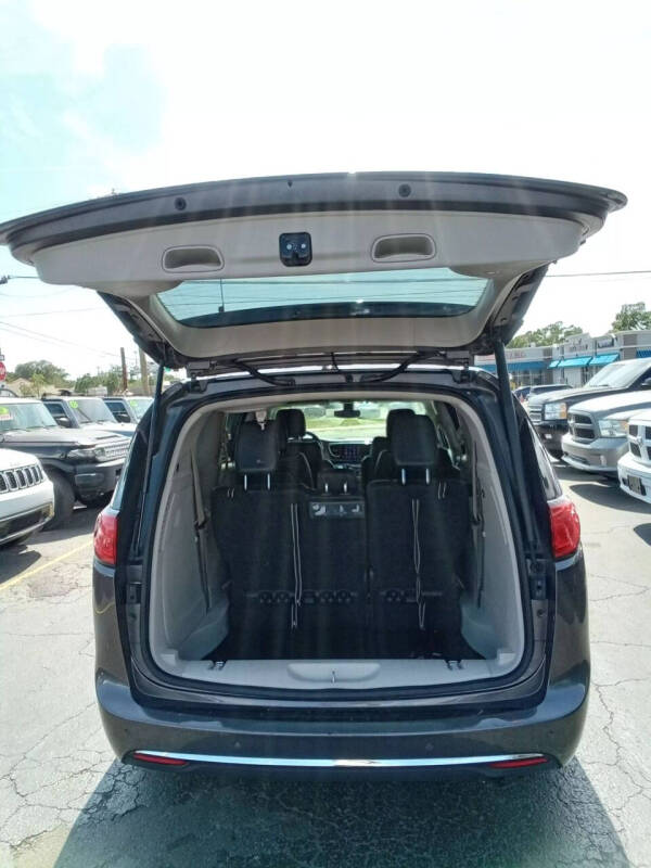 2018 Chrysler Pacifica Touring L