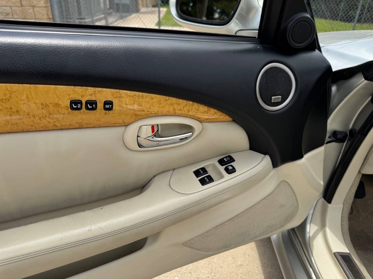 Used Car 2005 Lexus Sc 430  Base 2dr Convertible For Sale Under $15,000 In Austin, Texas
