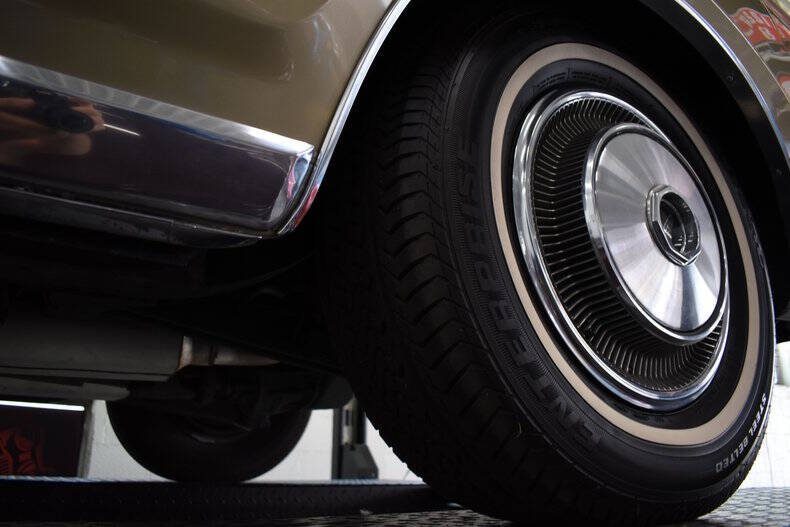 1971 Lincoln Continental