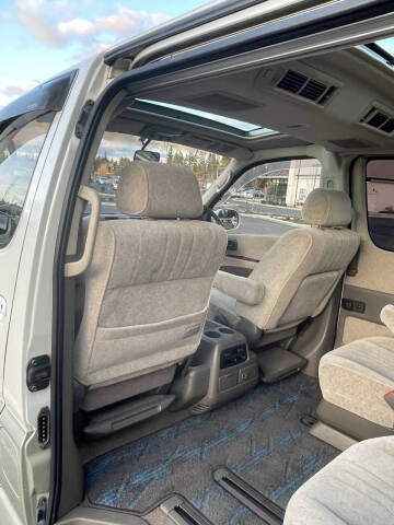 1997 Toyota Granvia
