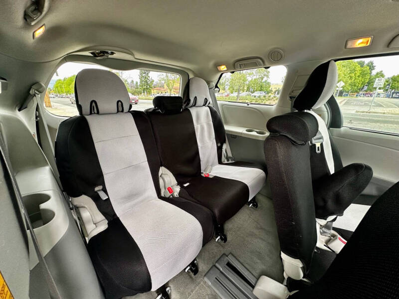 2013 Toyota Sienna