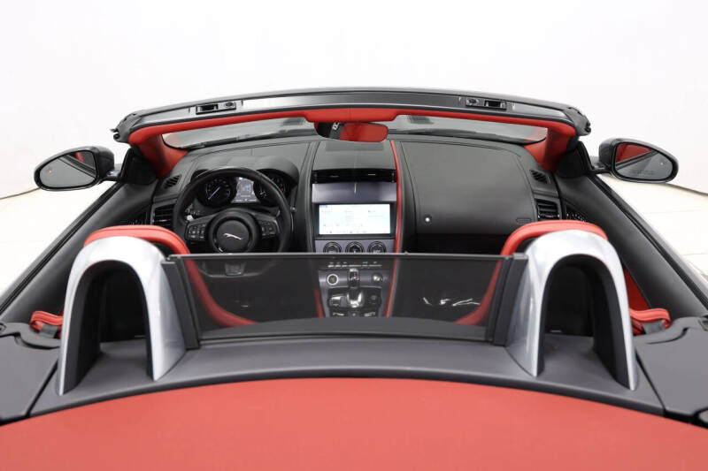 2019 Jaguar F-TYPE P340