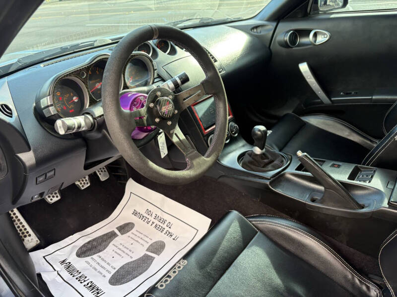 2005 Nissan 350Z Anniversary Edition