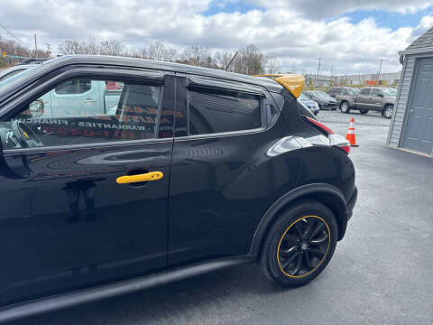 2016 Nissan JUKE SV