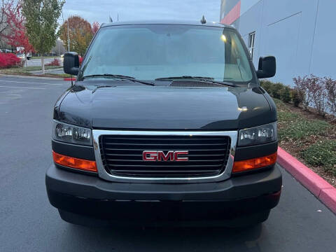 2023 GMC Savana 2500