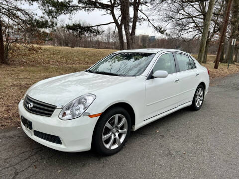 2006 Infiniti G35 for sale at Morris Ave Auto Sales in Elizabeth NJ