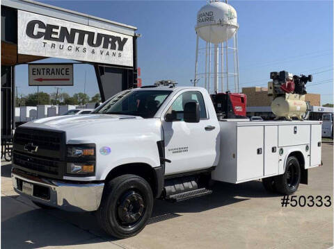 2019 Chevrolet Silverado 5500HD for sale at CENTURY TRUCKS & VANS in Grand Prairie TX