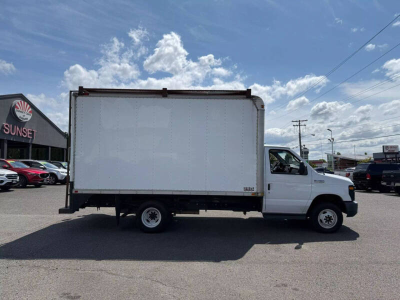 2014 Ford E-Series E-450 SD
